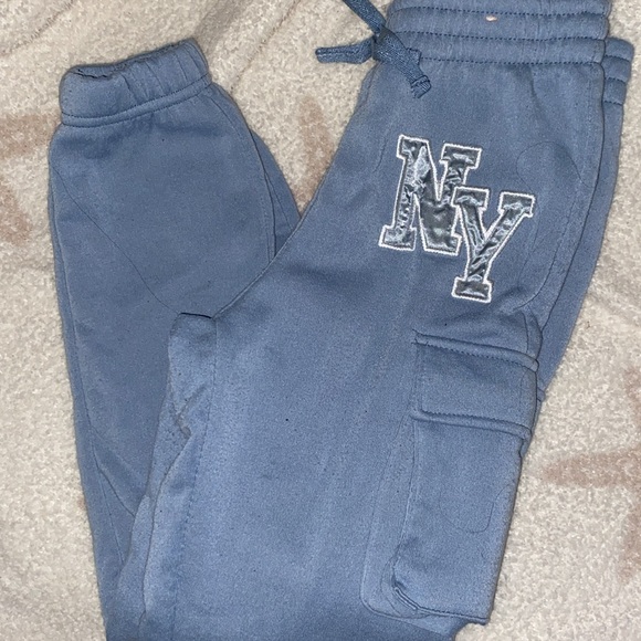 Girls NY drawstring sweats in light blue - Picture 4 of 4